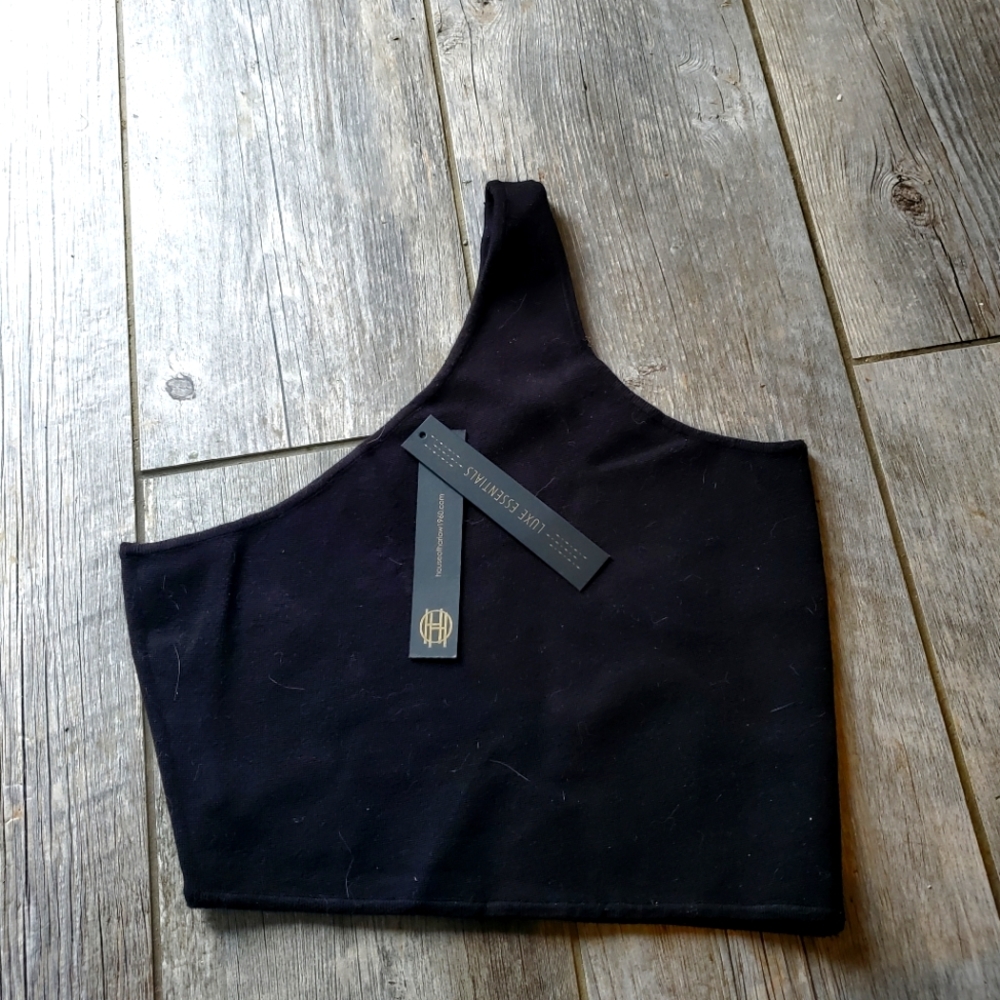 Black Crop shirt